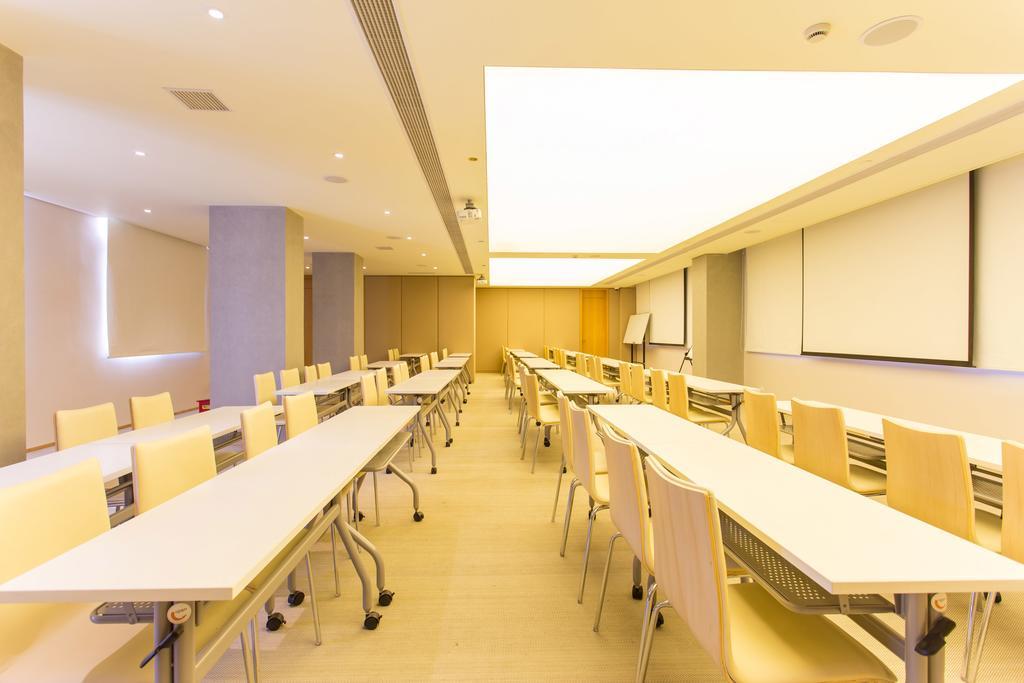 Ji Hotel Shanghai Hongqiao Zhongshan West Road Bagian luar foto