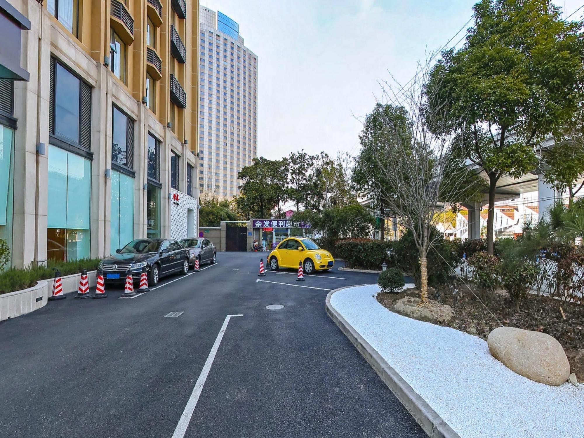 Ji Hotel Shanghai Hongqiao Zhongshan West Road Bagian luar foto